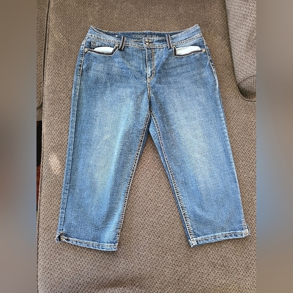 Code Bleu Jeans Womens 14 Mid Rise Blue Capri Fit 36×22 Stretch Pockets Slits - Picture 4 of 15